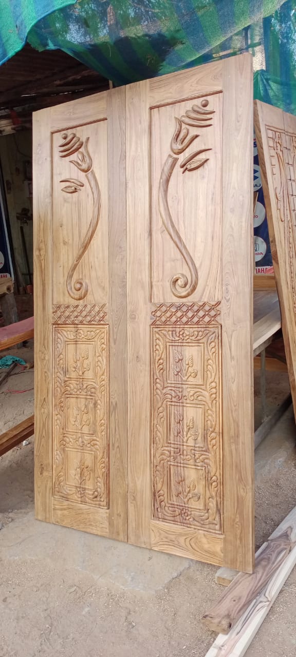 Hand Crafted Solid Indian Teak Wood Beautiful Main Door #D23